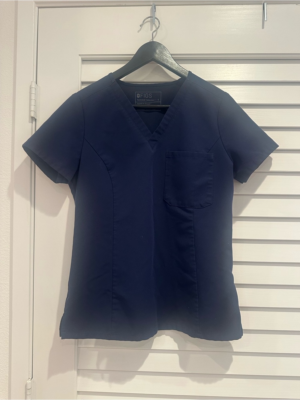 FIGS NAVY BLUE US SIZE SMALL